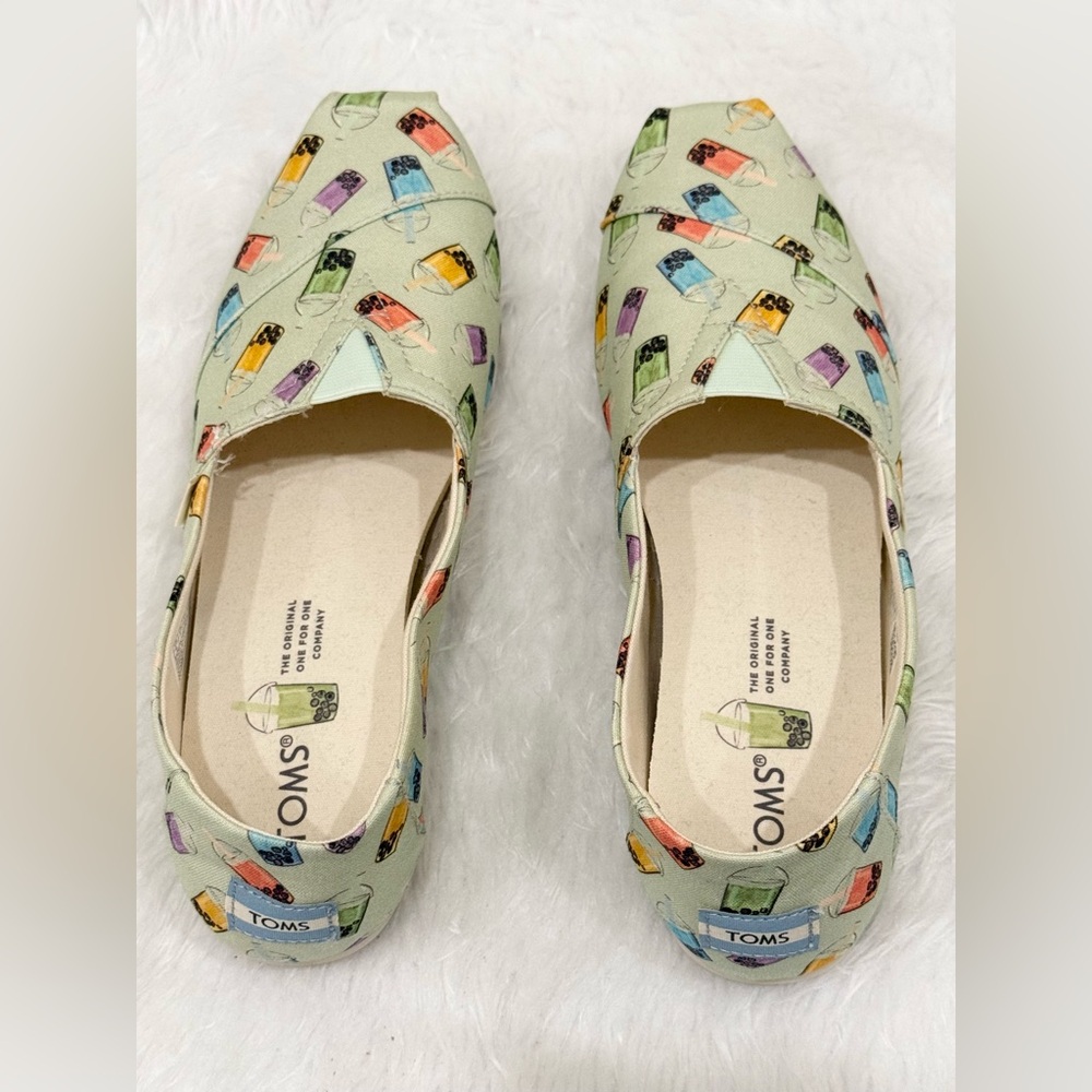 TOMS Women's Boba Canvas Loafers